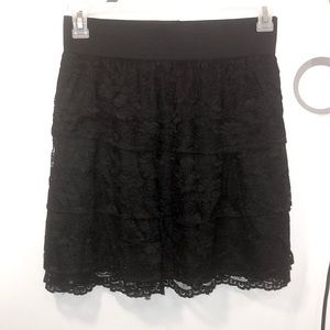 APT.9 Black lace ruffle skirt
